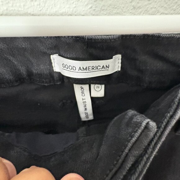 Good American Good Waist Crop Skinny Black Plus Size 20 Distressed Hem - Picture 8 of 10